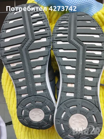 Маратонки Under Armour, снимка 3 - Детски маратонки - 55405912