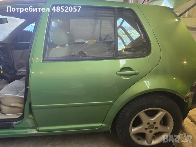 Оборудвана задна лява врата за Фолксваген Голф 4