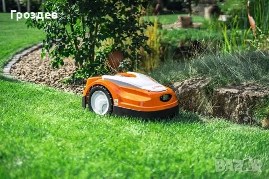 Stihl rmi 442 косачка робот за тревни площи, снимка 5 - Градинска техника - 55294073