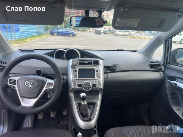 Toyota Verso 2.0D-4D 126, снимка 8 - Автомобили и джипове - 54580880