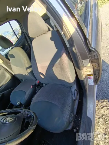 Тойота Ярис / Toyota Yaris 1.4 D4D 75 к.с. 2003 г. – НА ЧАСТИ, снимка 12 - Автомобили и джипове - 55653575