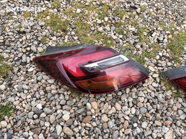 ляв и десен стоп за опел инсигния А фейслифт инсигниа 13-17 OPEL INSIGNIA, снимка 2 - Части - 54047760