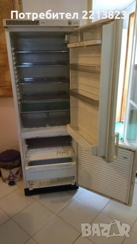 Хладилник с долна камера, снимка 2 - Хладилници - 53995491