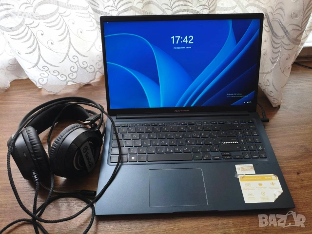 Laptop ASUS Vivobook 15, снимка 3 - Лаптопи за игри - 54741106