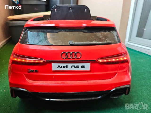 Акумулаторна кола Audi RS6 с 4 допълнителни акумулатора, снимка 2 - Електрически играчки - 55603238