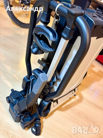 Багажник за колела Thule EasyFold XT2, снимка 2 - Аксесоари и консумативи - 54487180