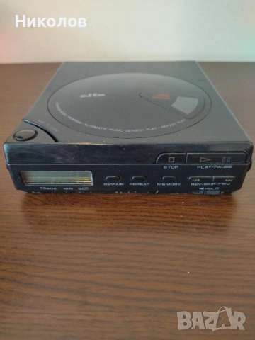 Продавам Discman (Walkman CD Player) ELTA Digital,метален, снимка 2 - Други - 54498365