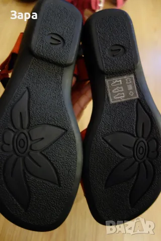нови кожени сандали Clarks, 40ти номер, снимка 5 - Сандали - 55473090