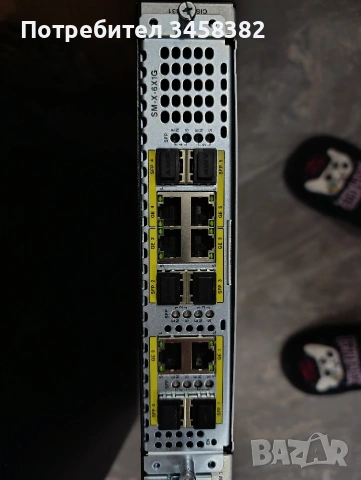 Рутер Cisco ISR 4331 с 6-портов SM-X-6X1G модул и 100GB SSD, снимка 3 - Рутери - 54047044