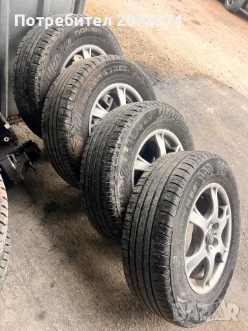 Гуми с джанти  Toyota rav 4  215/70/16 Nokian tyres