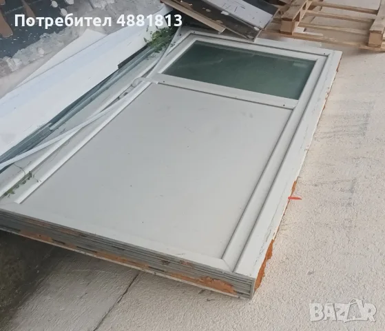 Продавам врата 100 евро
