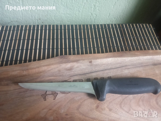 Професионален касапски нож Victorinox Fibrox викторинокс 