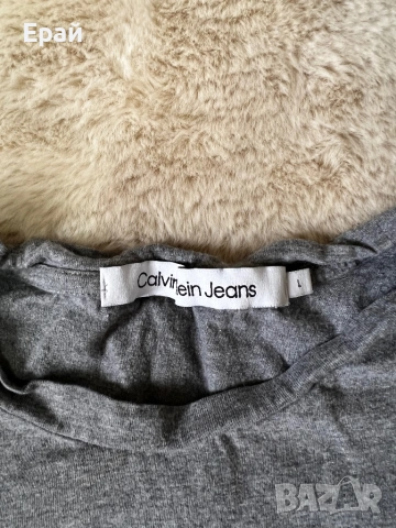 Calvin Klein сива тениска, снимка 4 - Тениски - 54353973