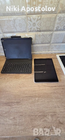 iPad 9th Generation 10.2" 64GB, Wi-Fi в комплект с Logitech Slim Folio Bluetooth keyboard, снимка 5 - Таблети - 54824715