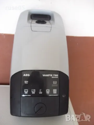 Прахосмукачка "AEG - VAMPYR 7100 electronic" работеща, снимка 2 - Прахосмукачки - 55463357