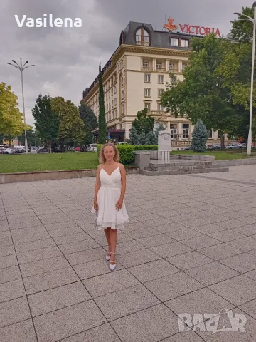 Дамска бяла рокля , снимка 3 - Рокли - 55401647