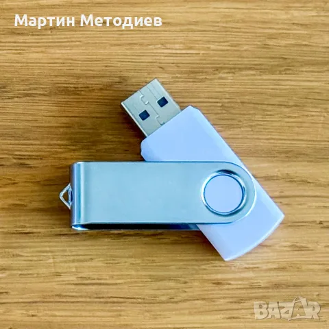 USB флаш памет, 8 GB флашка