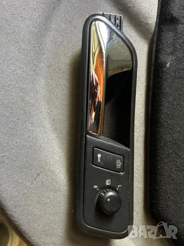 Предна лява дръжка за VW Touran с бутони , снимка 3 - Части - 55204508