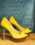Дамски обувки на ток GUESS YELLO, снимка 4