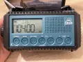 ТОП Мултифункционално аварийно радио (CR1009 Ultra) – Огромна батерия, AM/FM/SW, солар и динамо, снимка 3