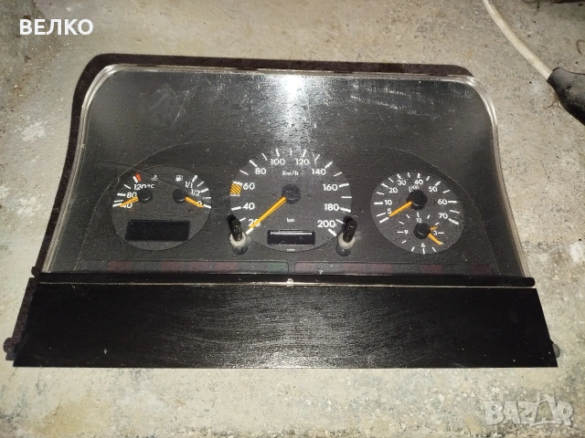 Километраж за Mercedes-Benz Sprinter 3-t Box (903) (01.1995 - 05.2006) 312 D 2.9, 122 к.с. 