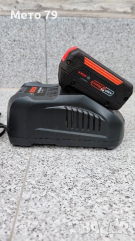 Bosch Акумулаторна Батерия 18v и Зарядно , снимка 3 - Други инструменти - 54388329