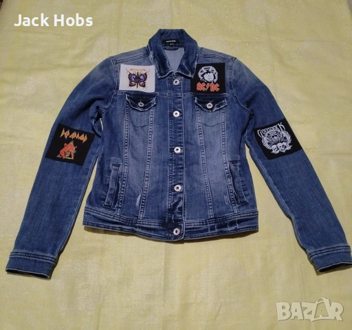 Хеви метъл якенце 