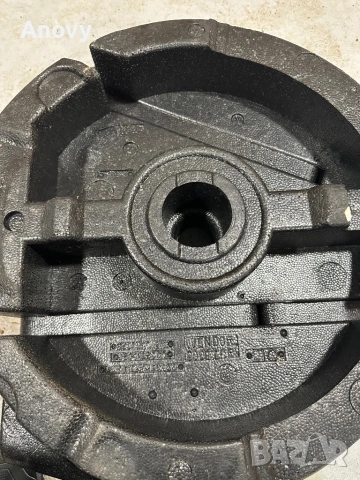 🧰 Оригинален органайзер за инструменти VW Golf 6 – 15€, снимка 3 - Части - 54014215