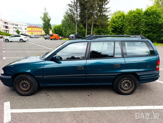 Opel astra 1.6 combi Опел астра комби, снимка 10 - Автомобили и джипове - 54643849