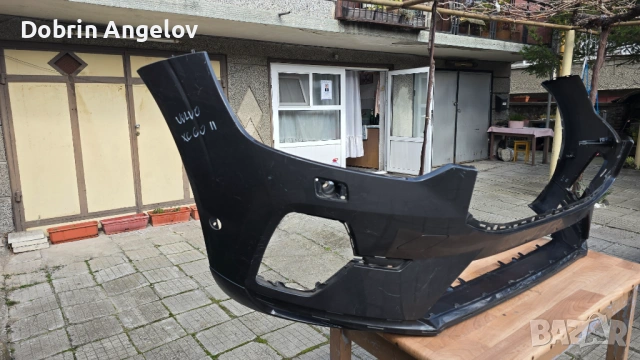 Оригинална предна броня за Volvo XC60 (2022-2024) + долна решетка, снимка 4 - Части - 54102647