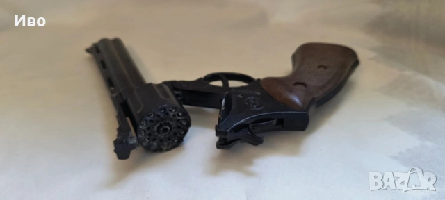 Колекционерски револвер с капси Colt Python (12 капси) – Рядък модел, МЕТАЛЕН, New Old Stock (NOS), снимка 12 - Колекции - 55175389