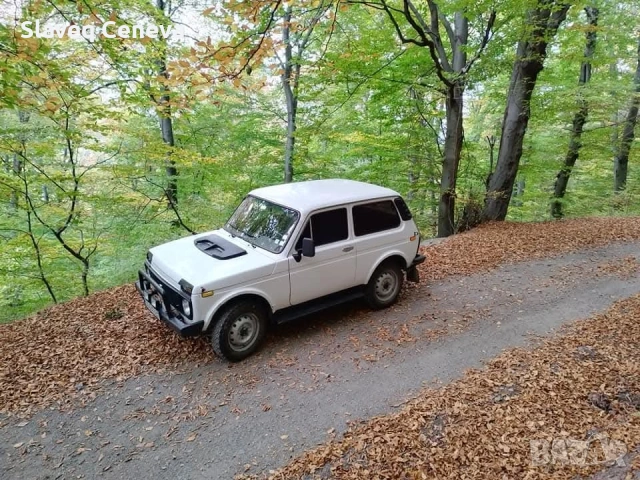 Lada Niva 4x4, снимка 6 - Автомобили и джипове - 55074383