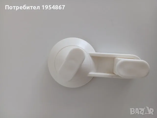 TISKEN закачалка с вакуумно закрепване от IKEA