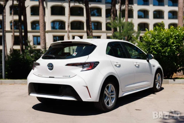Toyota Corolla Hybrid, снимка 5 - Rent a car - 54834073
