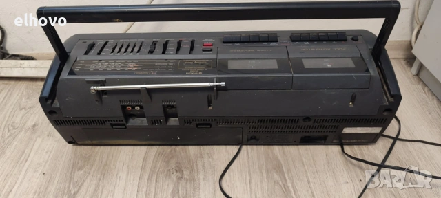 Радиокасетофон Hitachi TRK-3D88W, снимка 6 - Радиокасетофони, транзистори - 54328435