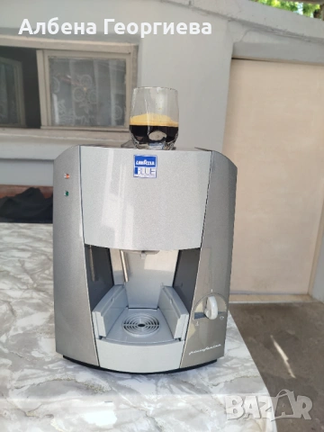 Кафе машина с капсули - LAVAZZA BLUE  LB 1000 , снимка 12 - Кафемашини - 54659370