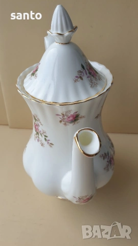 Royal Albert-Лавандулова Роза., снимка 3 - Антикварни и старинни предмети - 54661519