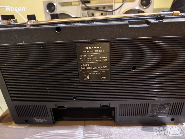 Продавам радиокасетофон Sanyo M 9930 k Japan, снимка 11 - Радиокасетофони, транзистори - 42971103