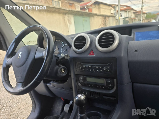Peugeot 1007 1.4HDI 64hp Clima-ТОП състояние!, снимка 13 - Автомобили и джипове - 54978446