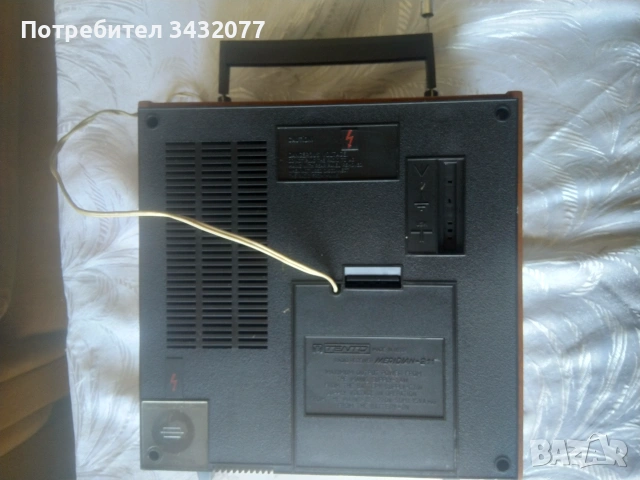 Радио Меридиан 211, снимка 2 - Радиокасетофони, транзистори - 55243329