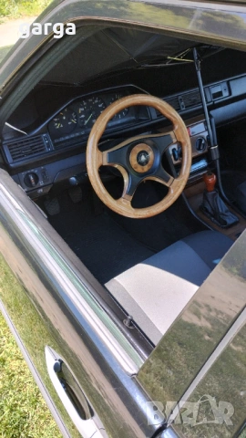 Mercedes-Benz 124 200 D, снимка 14 - Автомобили и джипове - 54917983