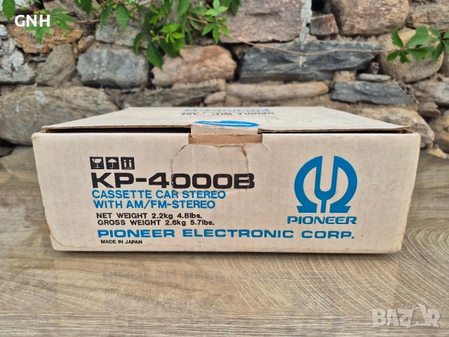 Ретро радиокасетофон за автомобил Pioneer KP-4000B, снимка 2 - Тонколони - 55192214