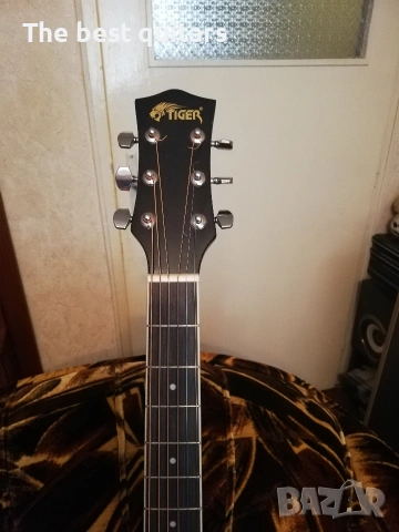 Електроакустична китара Tiger с калъф, снимка 13 - Китари - 54369950