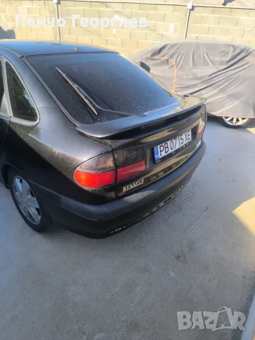Рено Лагуна 2.0i, снимка 4 - Автомобили и джипове - 55699598