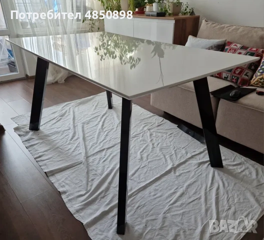 Маса 90/150см - бял гланц