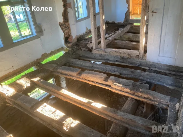 Продавам Къща 80кв с 1000 кв място  в село Лесичарка, снимка 9 - Къщи - 55478628