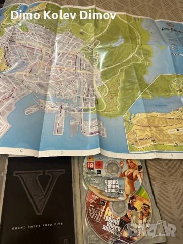 GTA V Xbox Limited Edition, Метална кутия + Карта на града, снимка 4 - Игри за Xbox - 54438995