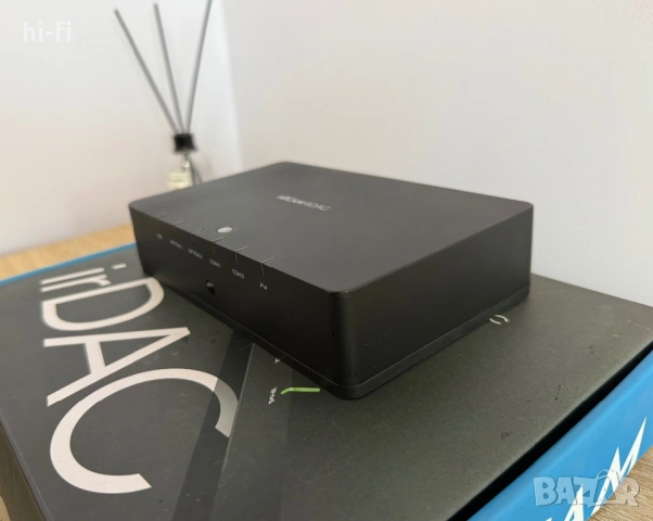ARCAM irDAC Audiophile 24-bit Burr-Brown DAC, снимка 4 - Ресийвъри, усилватели, смесителни пултове - 54924432