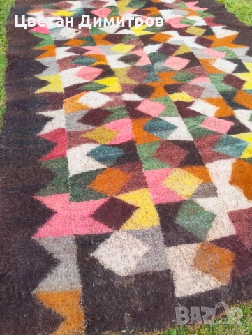 АНТИКВАРЕН ръчно тъкан вълнен килим/козяк, снимка 3 - Антикварни и старинни предмети - 54156752