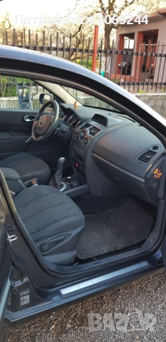 Renault Megane II 1.6 16V, 115 к.с., 5 врати, снимка 2 - Автомобили и джипове - 54791798